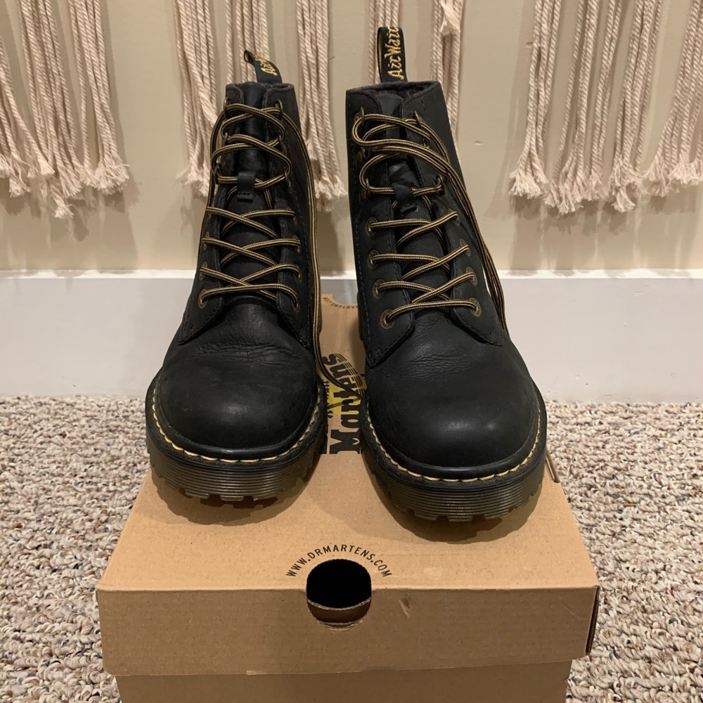 Black matte leather Dr. Martens